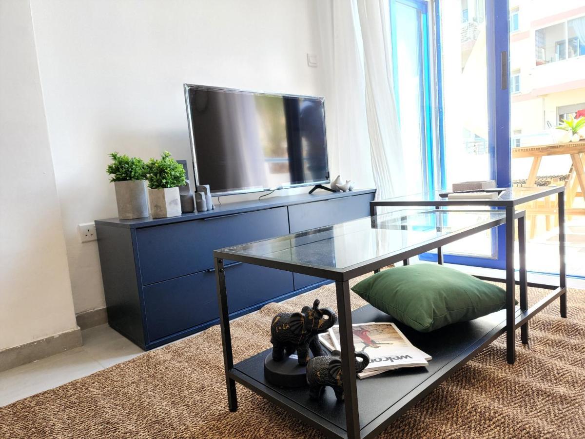 Frida'S Cozy Two Bedroom Apt Larnaca Luaran gambar