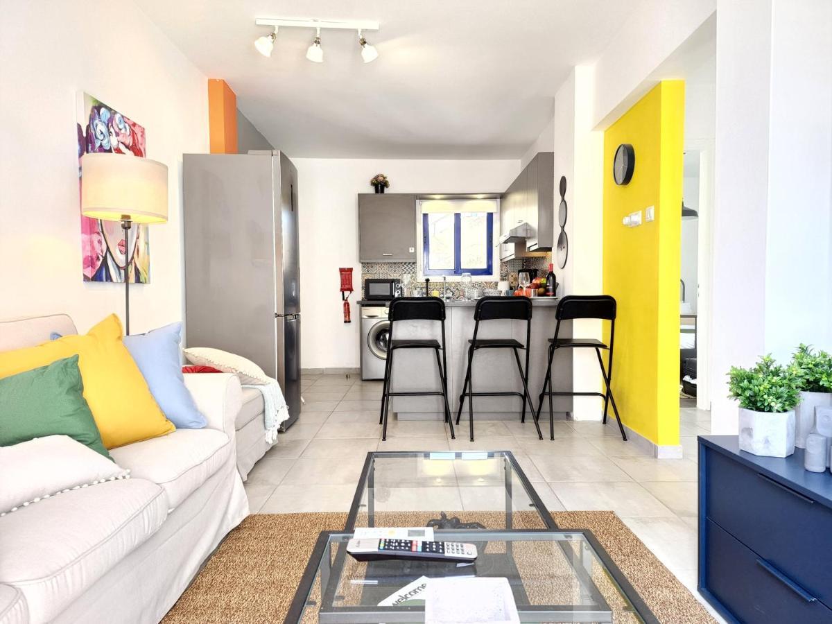 Frida'S Cozy Two Bedroom Apt Larnaca Luaran gambar