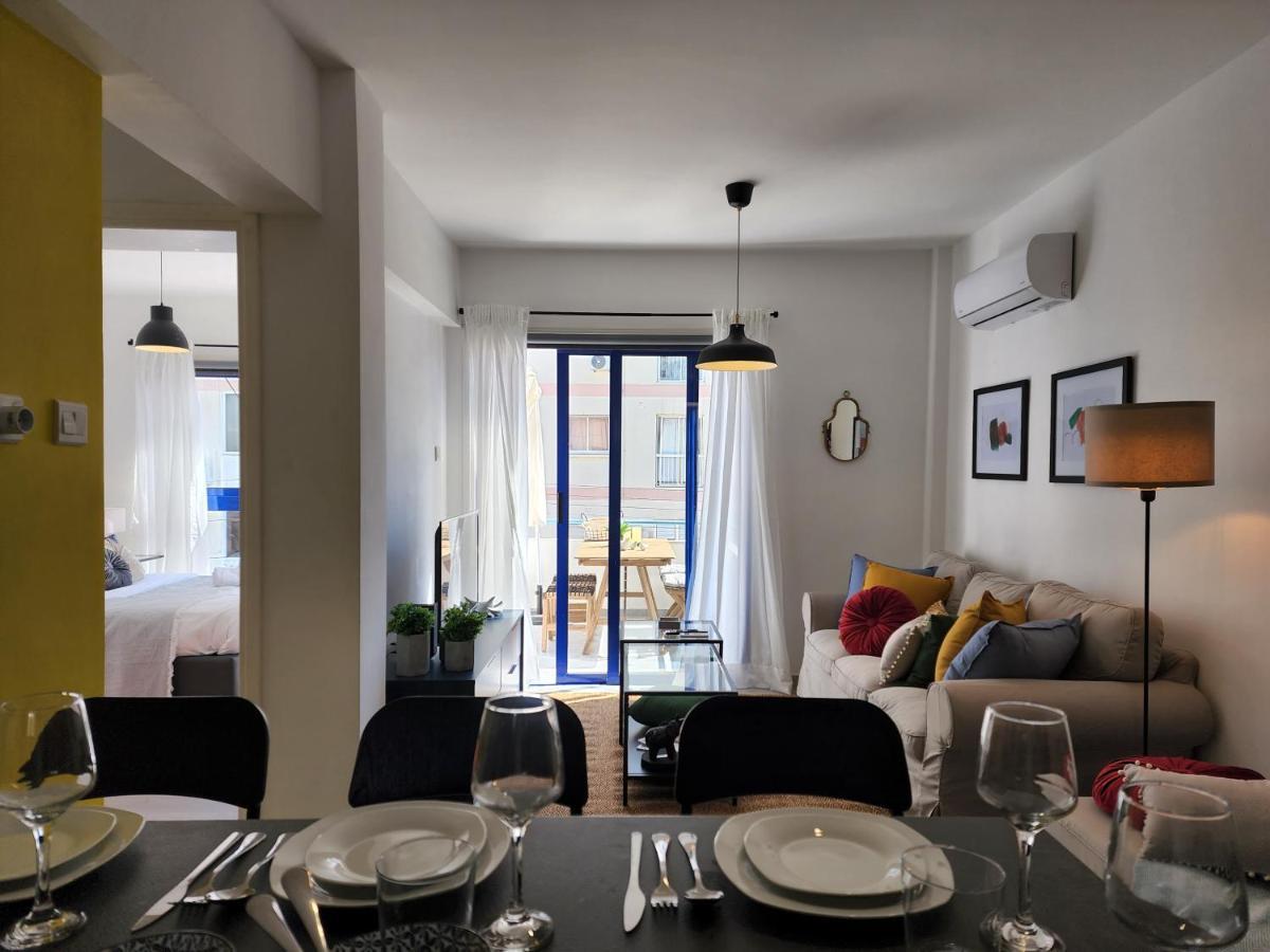Frida'S Cozy Two Bedroom Apt Larnaca Luaran gambar
