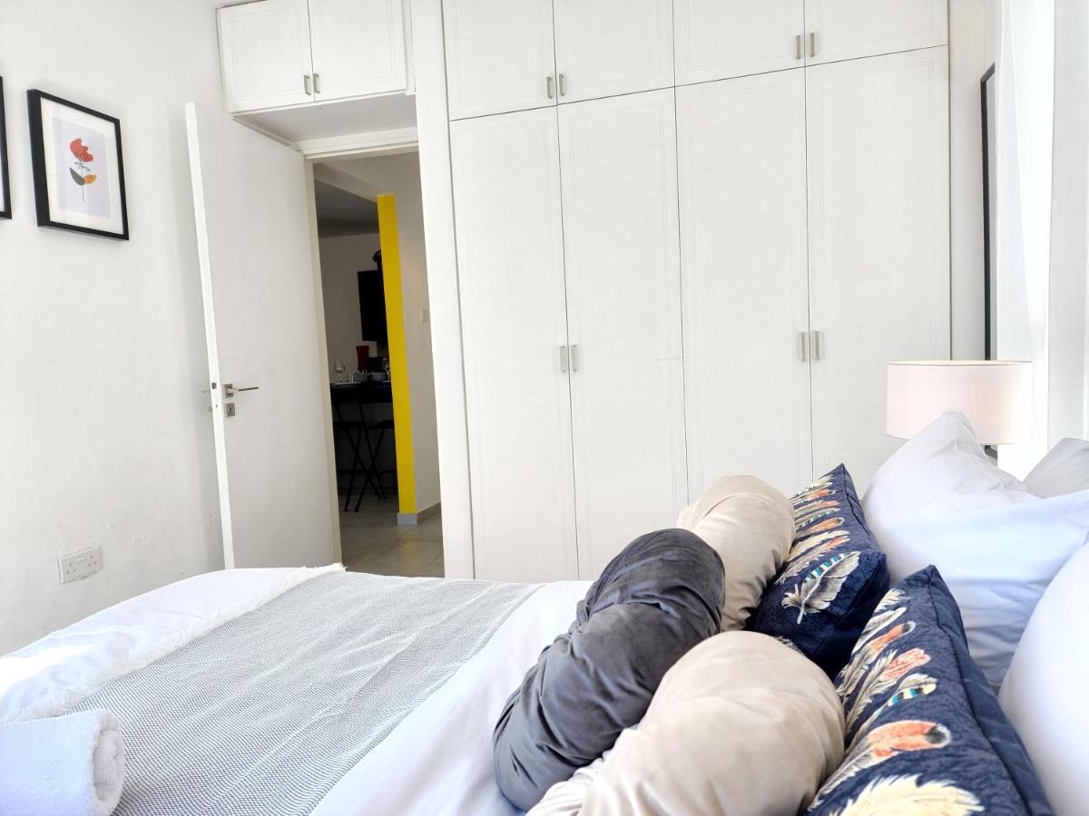 Frida'S Cozy Two Bedroom Apt Larnaca Luaran gambar