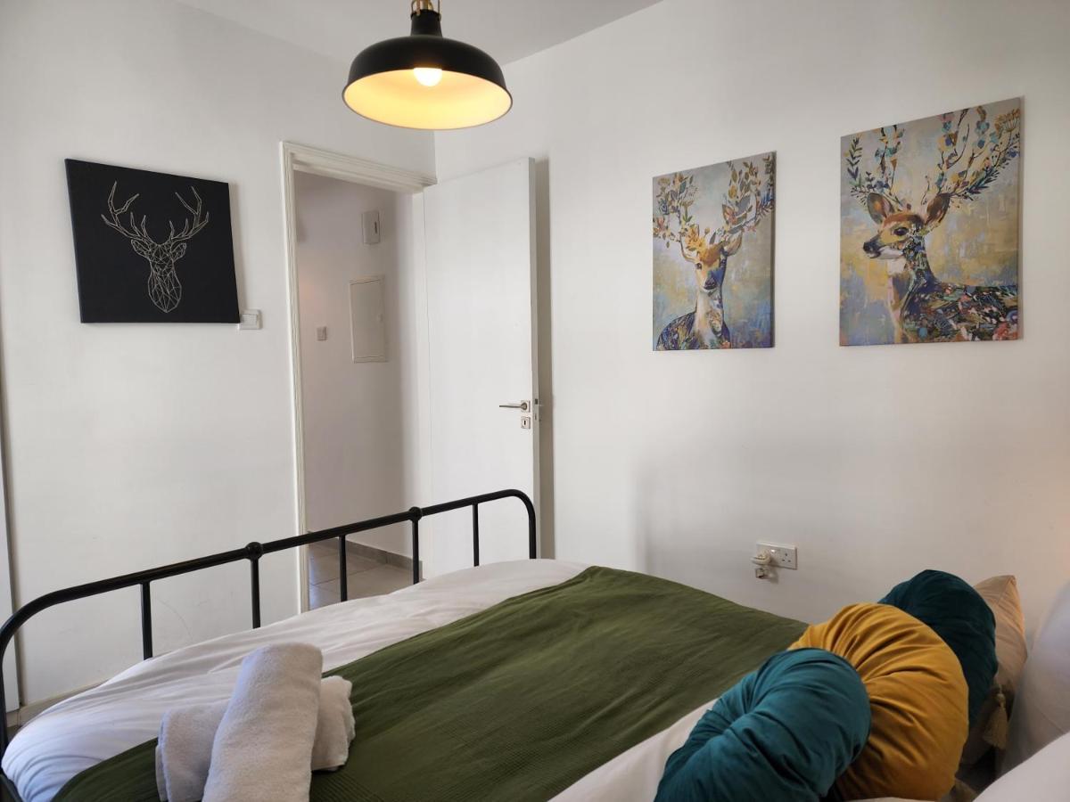 Frida'S Cozy Two Bedroom Apt Larnaca Luaran gambar