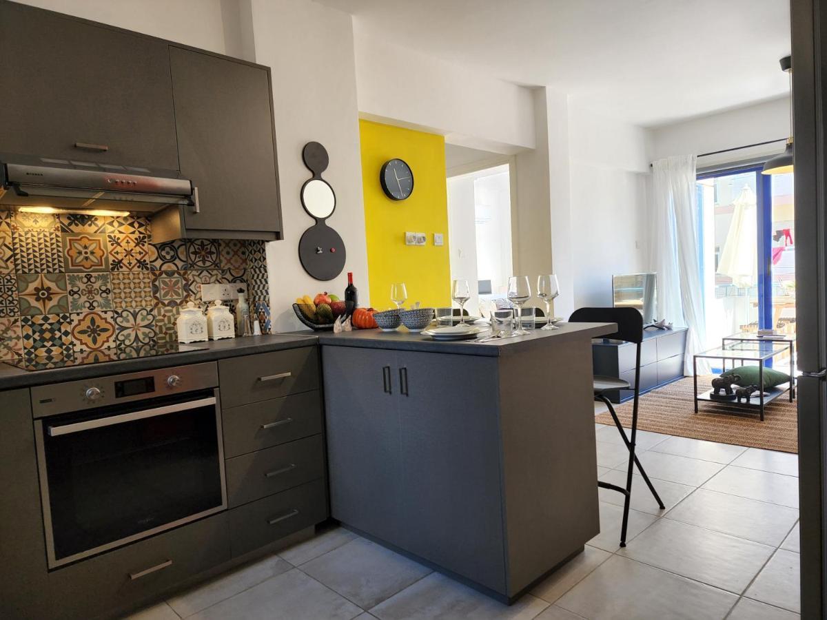 Frida'S Cozy Two Bedroom Apt Larnaca Luaran gambar