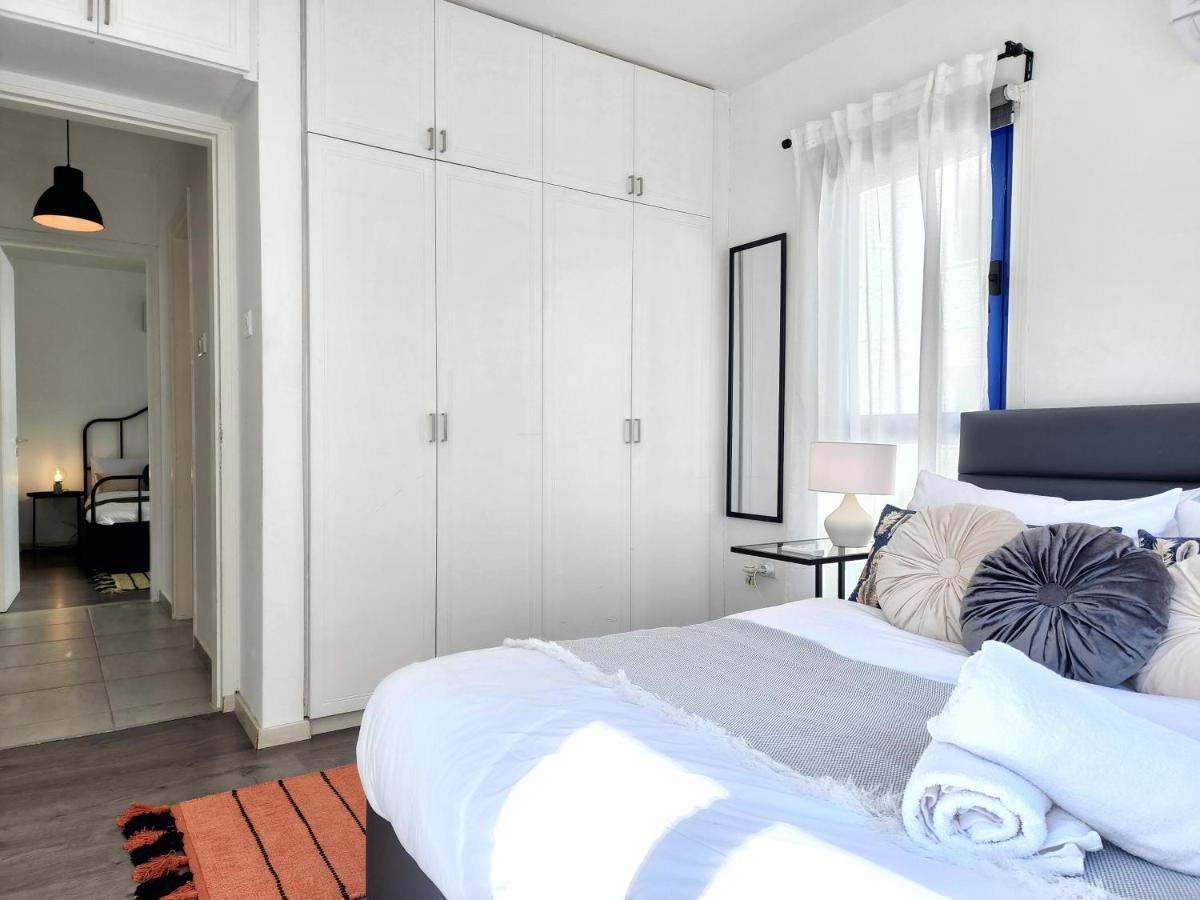 Frida'S Cozy Two Bedroom Apt Larnaca Luaran gambar